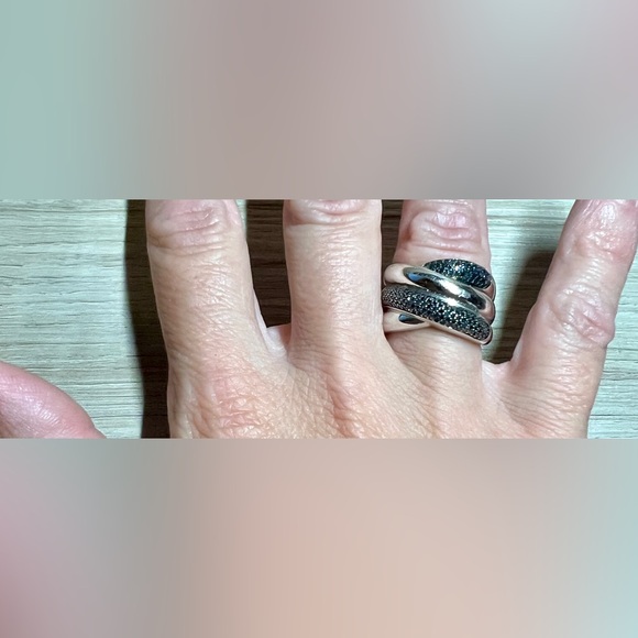 Designer Signed JS Sterling Silver Pavé Black Diamond Crossover Ring, Size 6 - Picture 8 of 10
